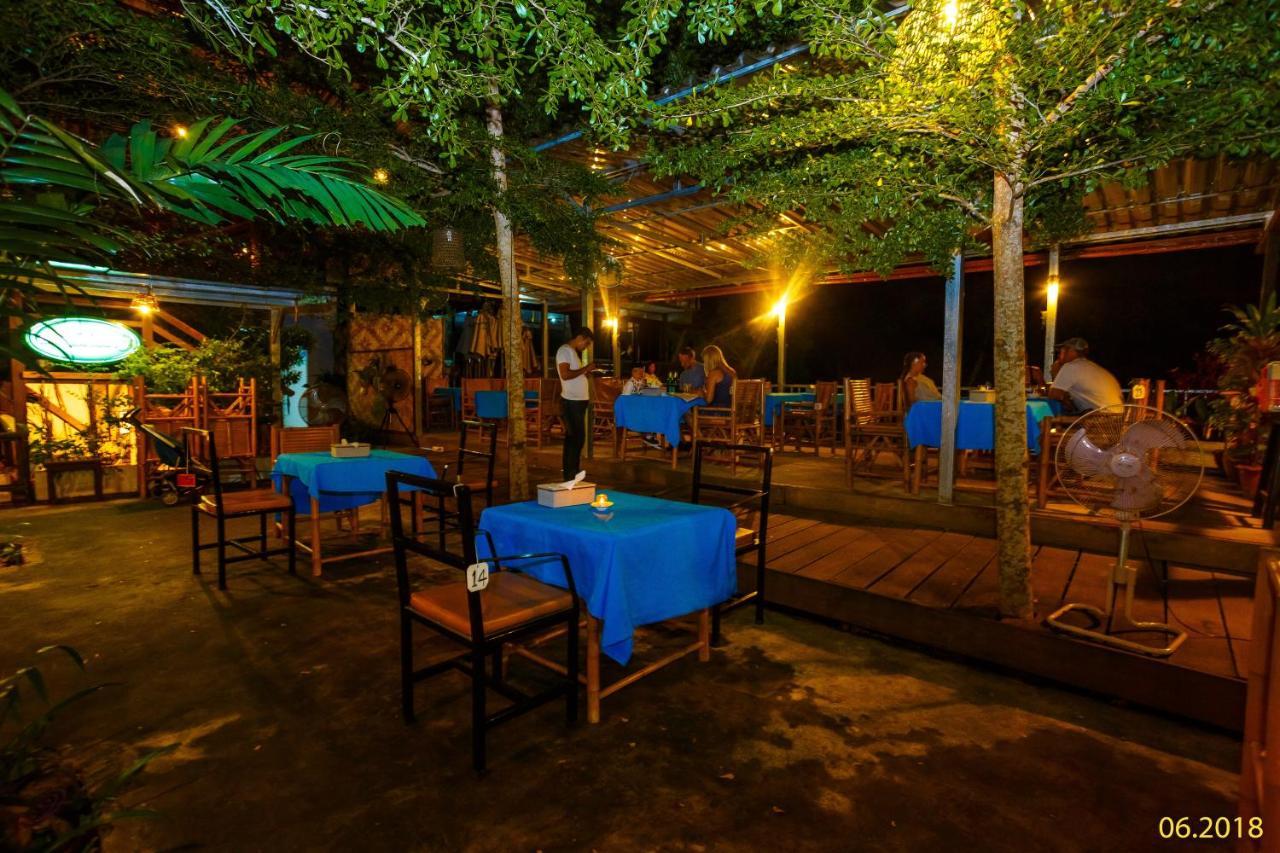 The Aristo Beach By Holy Cow 212 Phuket Bagian luar foto