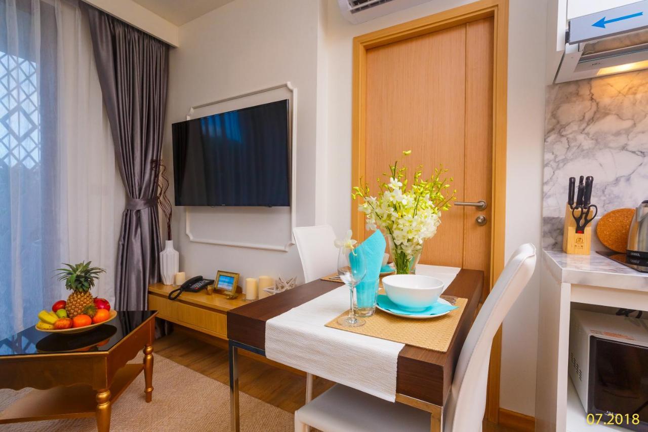 The Aristo Beach By Holy Cow 212 Phuket Bagian luar foto